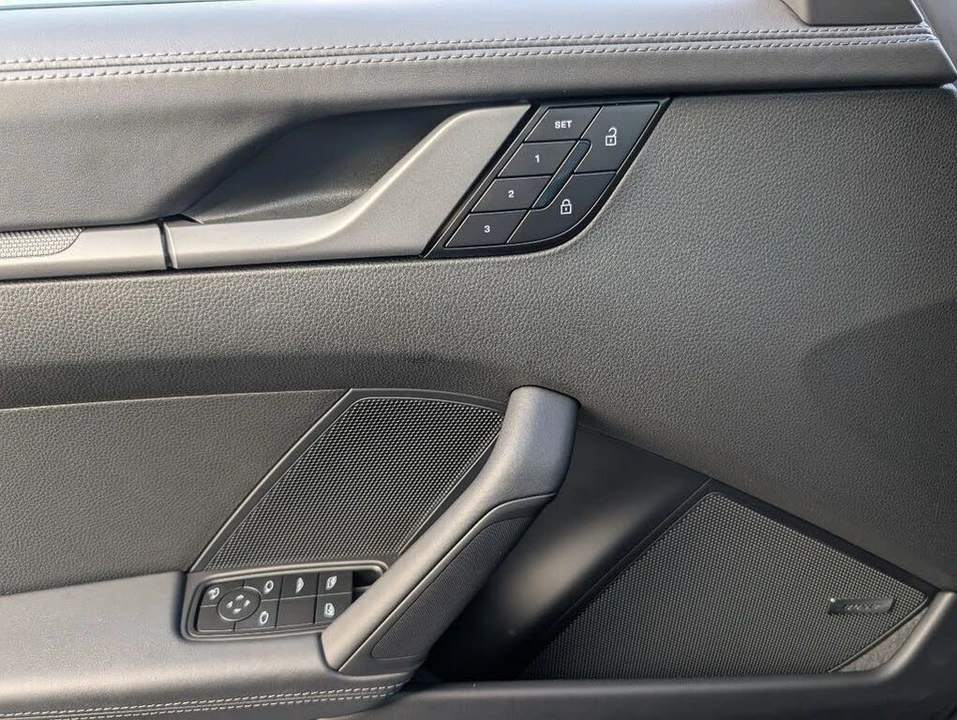 2026 Porsche 992 Carrera - Image 20 of 25