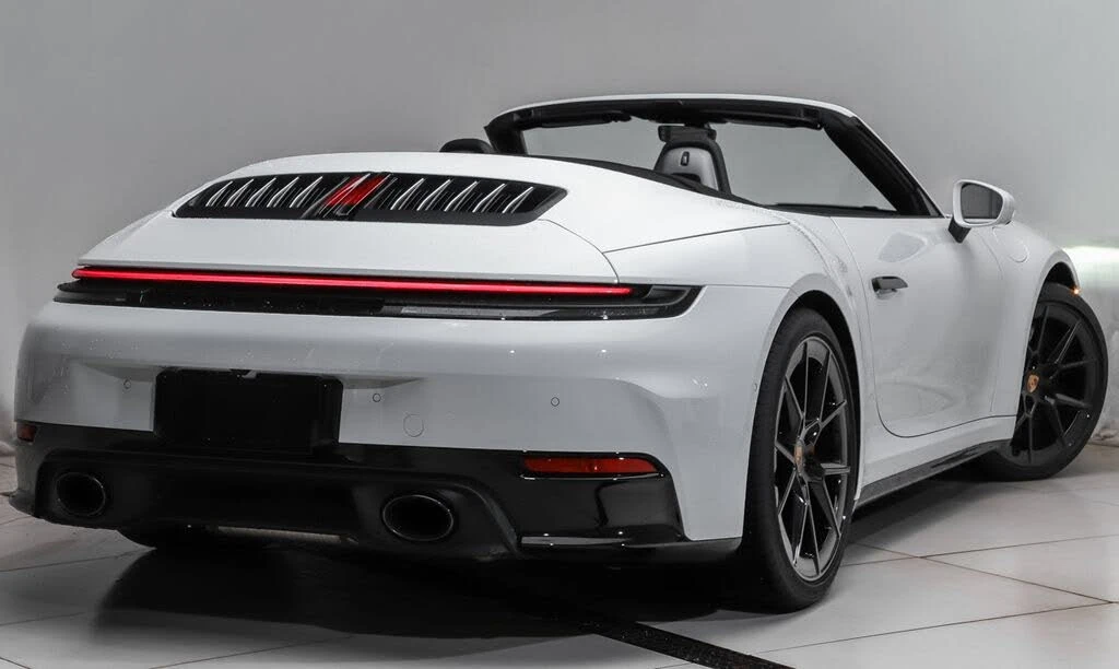 2026 Porsche 992 Carrera - Image 17 of 18