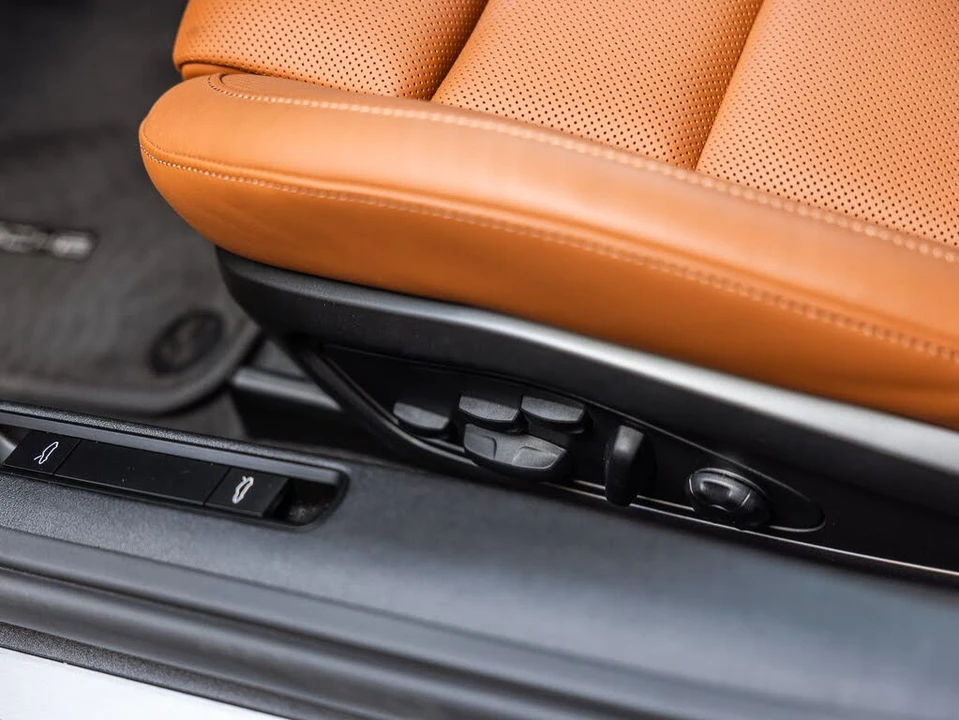 2026 Porsche 992 Carrera 4S - Image 15 of 26