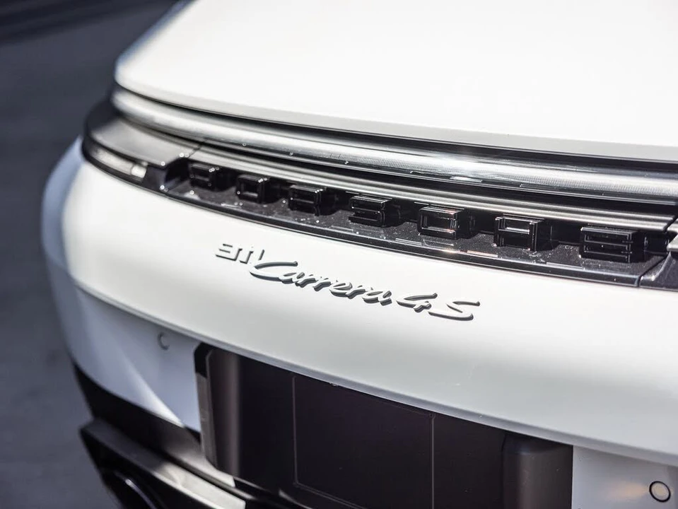 2026 Porsche 992 Carrera 4S - Image 25 of 26