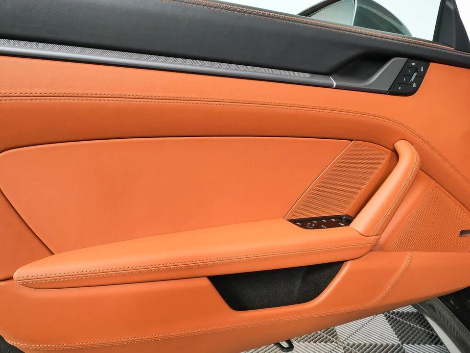 2026 Porsche 992 Carrera - Image 6 of 31