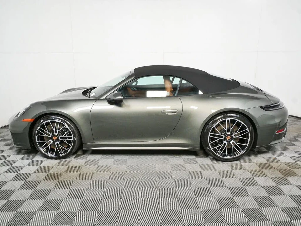 2026 Porsche 992 Carrera - Image 2 of 31