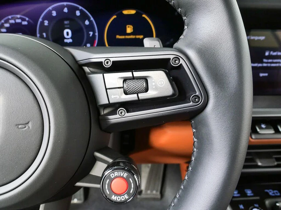 2026 Porsche 992 Carrera - Image 11 of 31
