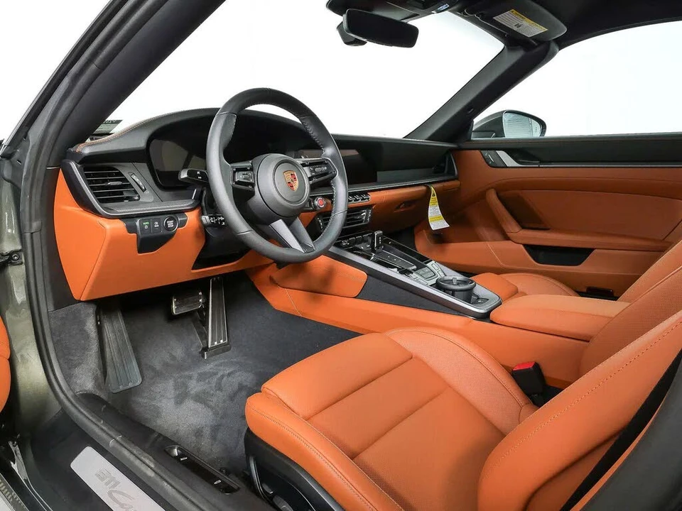 2026 Porsche 992 Carrera - Image 4 of 31