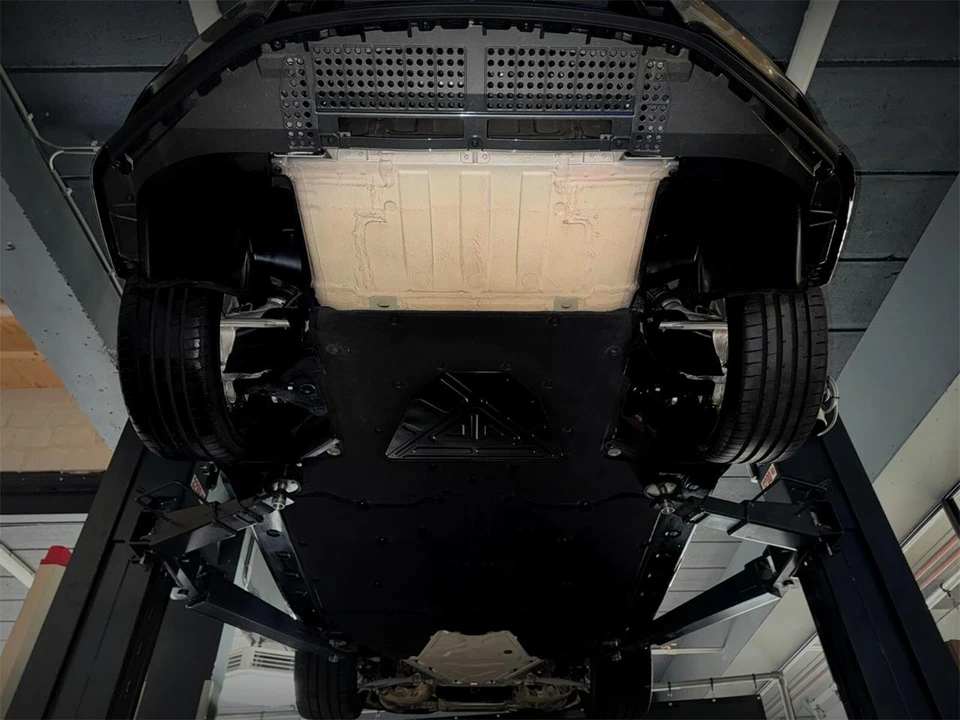 2026 Porsche 992 Carrera - Image 10 of 11