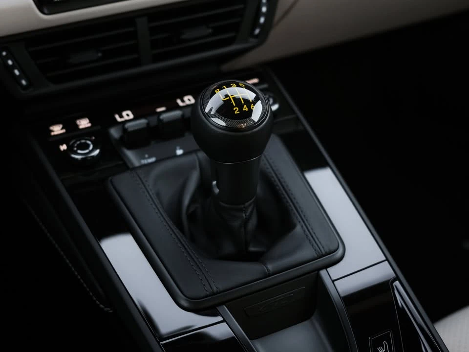 2026 Porsche 992 GT3 - Image 16 of 20