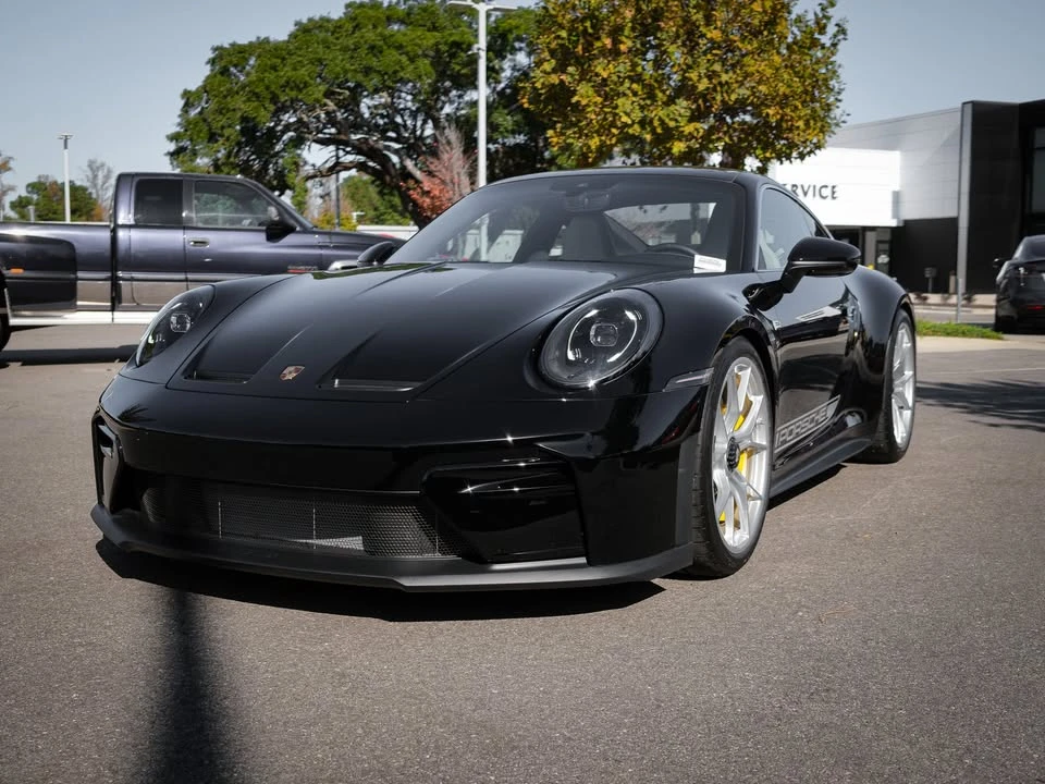 2026 Porsche 992 GT3 - Image 3 of 20