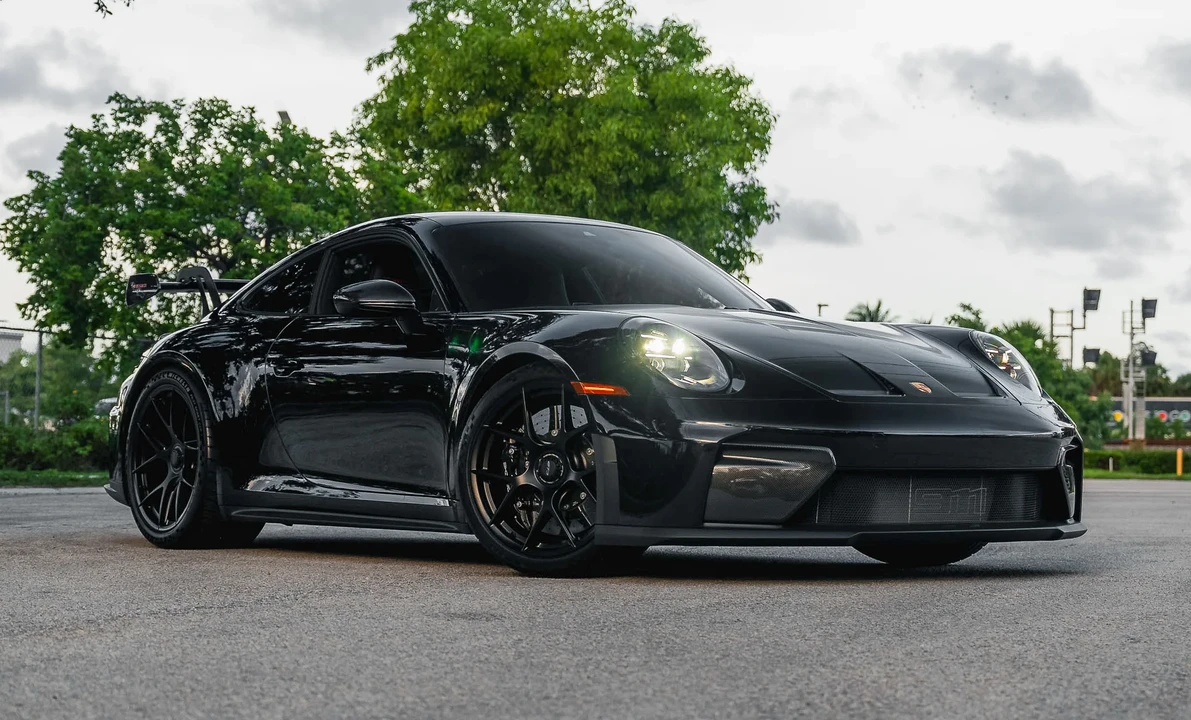 2026 Porsche 992 GT3 - Image 6 of 31