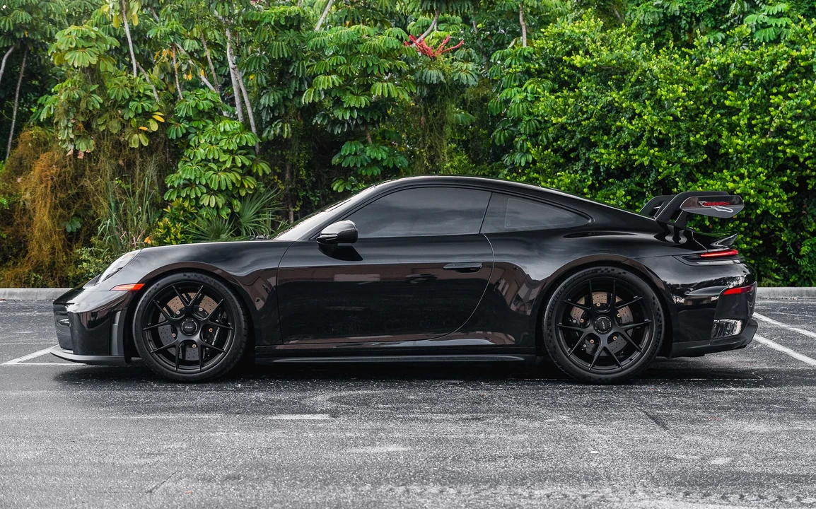 2026 Porsche 992 GT3 - Image 21 of 31