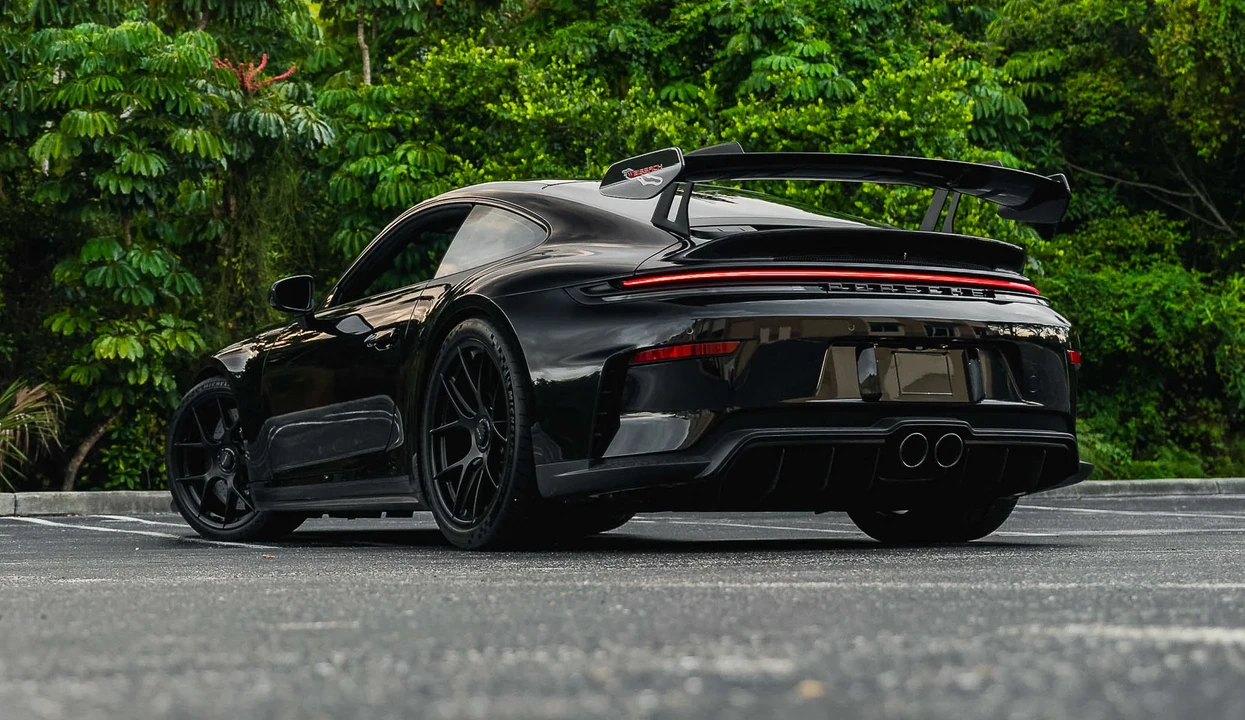 2026 Porsche 992 GT3 - Image 17 of 31