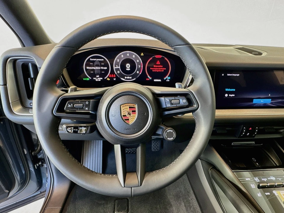 2026 Porsche 9Y0/9Y3 Cayenne - Image 14 of 29