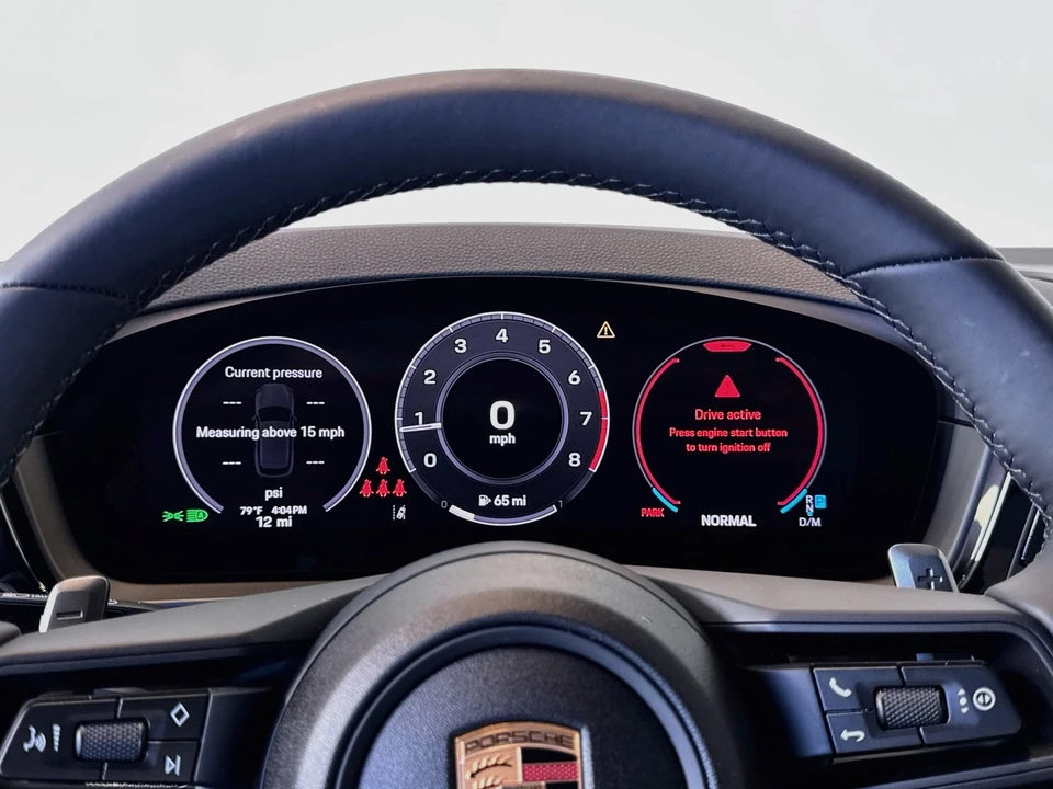 2026 Porsche 9Y0/9Y3 Cayenne - Image 15 of 29