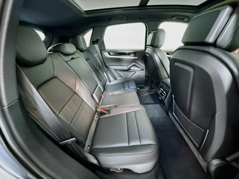 2026 Porsche 9Y0/9Y3 Cayenne - Image 24 of 29