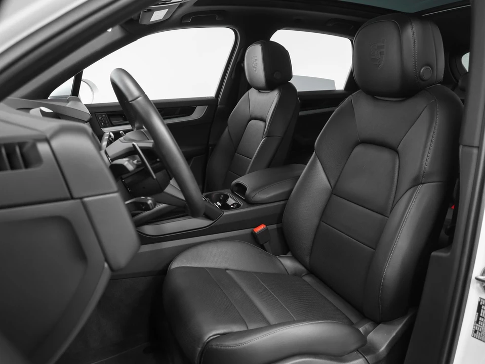 2026 Porsche 9Y0/9Y3 Cayenne - Image 5 of 5