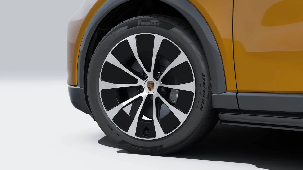 2026 Porsche 9Y0/9Y3 Cayenne - Image 10 of 14