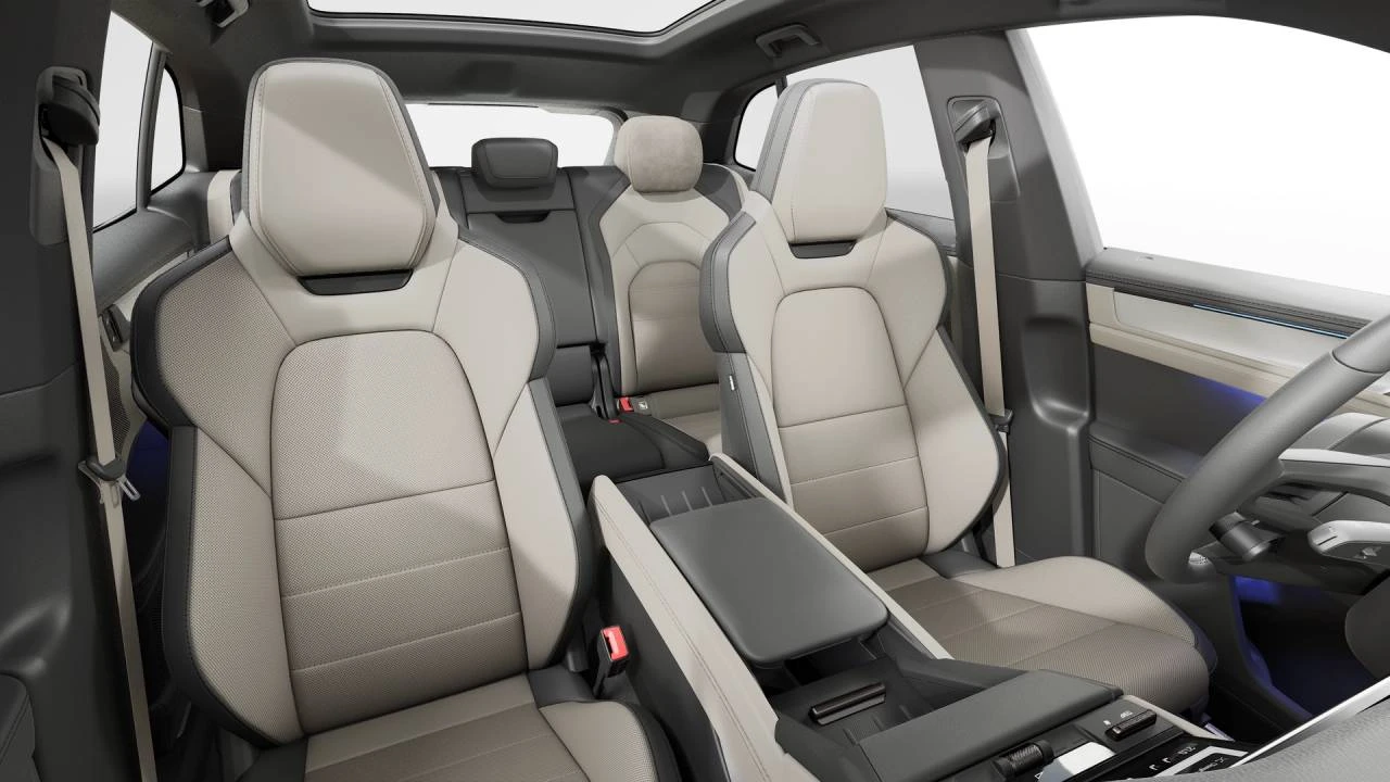2026 Porsche 9Y0/9Y3 Cayenne - Image 12 of 14