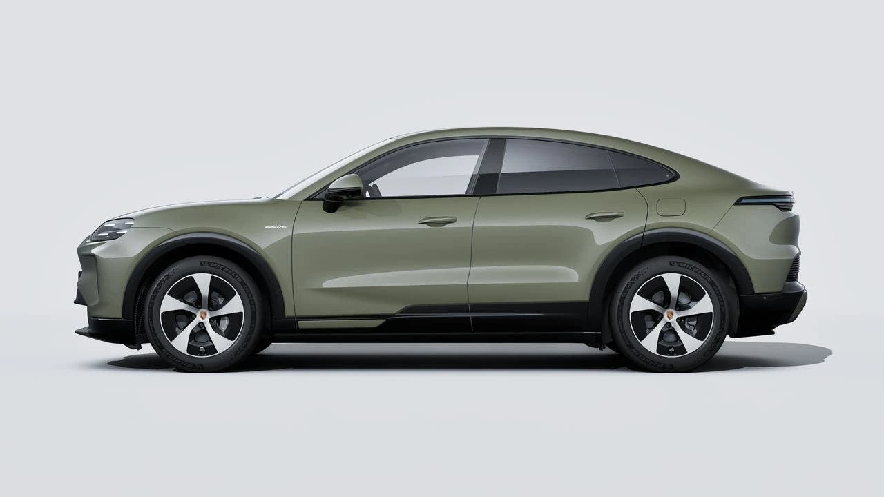 2026 Porsche 9Y0/9Y3 Cayenne Coupe - Image 2 of 14