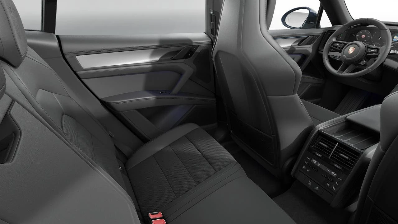2026 Porsche 9Y0/9Y3 Cayenne Coupe - Image 14 of 14