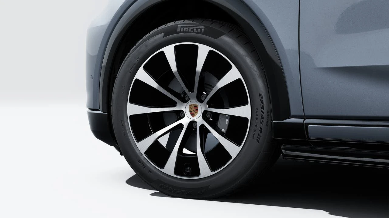 2026 Porsche 9Y0/9Y3 Cayenne Coupe - Image 10 of 14
