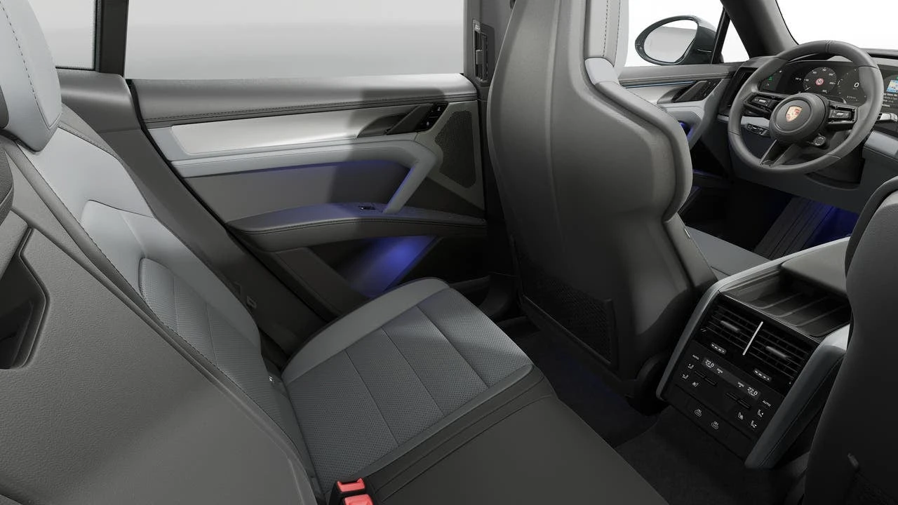 2026 Porsche 9Y0/9Y3 Cayenne Coupe - Image 14 of 14