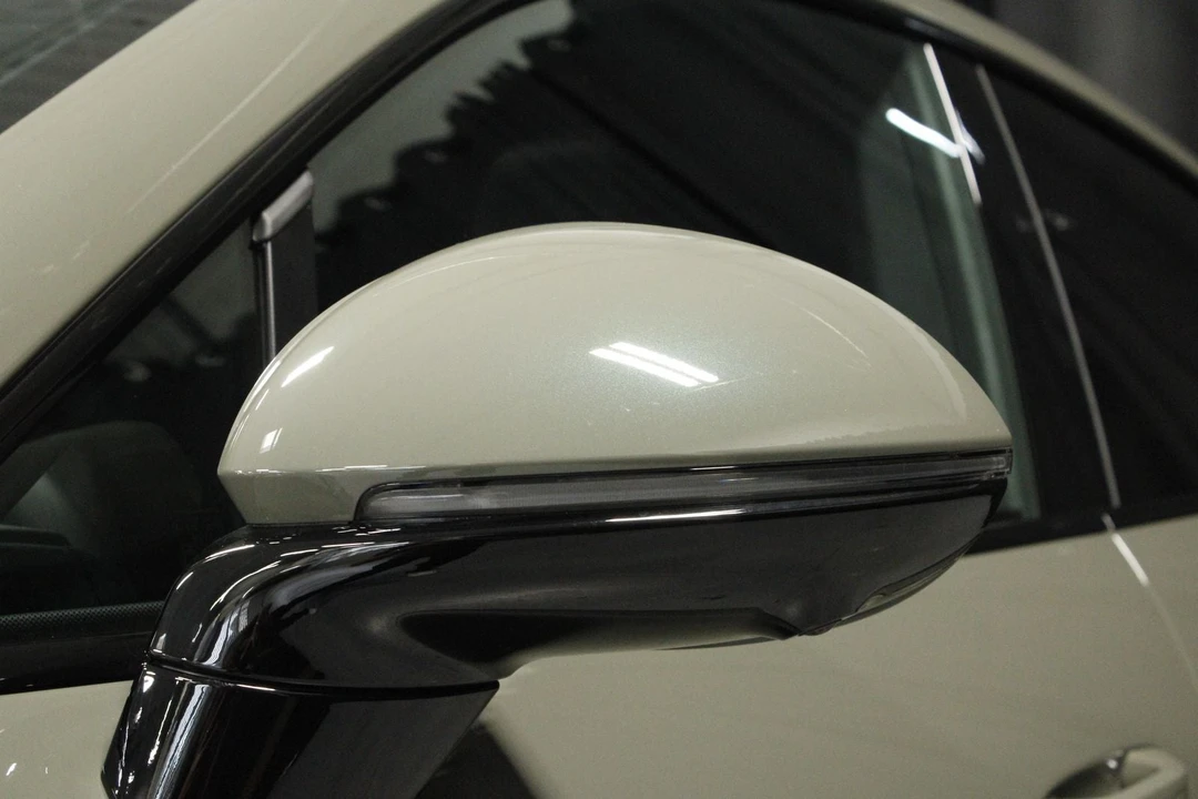 2026 Porsche 9Y0/9Y3 Cayenne Coupe - Image 14 of 31