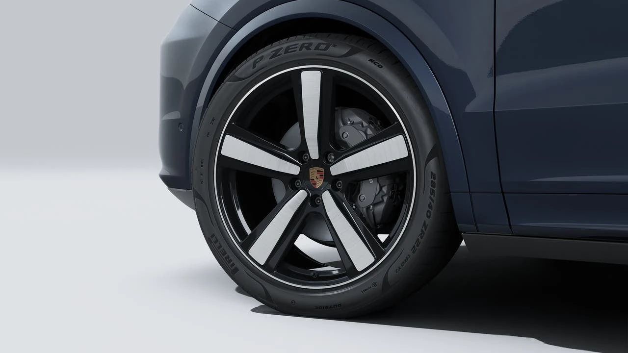 2026 Porsche 9Y0/9Y3 Cayenne Coupe - Image 10 of 14