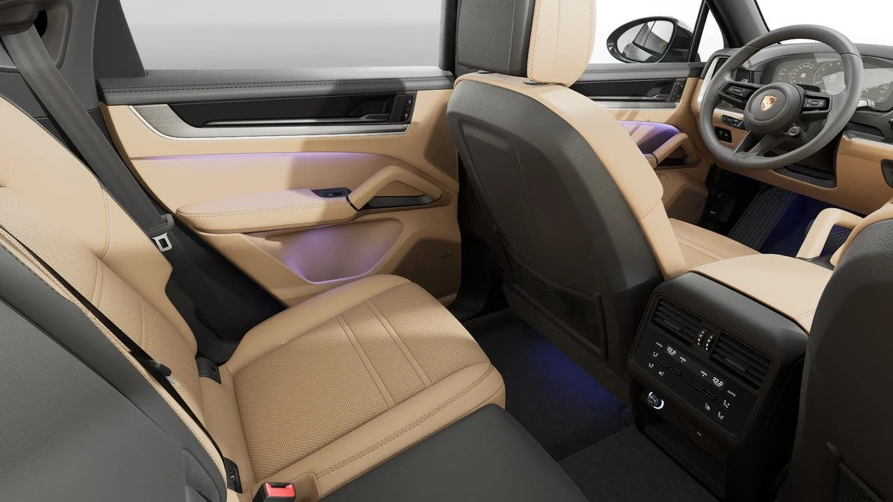 2026 Porsche Cayenne - Image 14 of 14