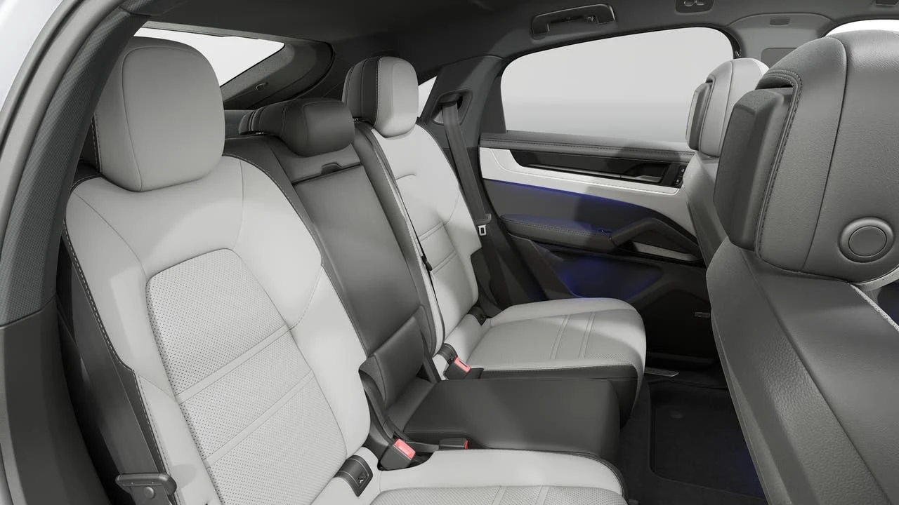 2026 Porsche 9Y0/9Y3 Cayenne Coupe - Image 13 of 14