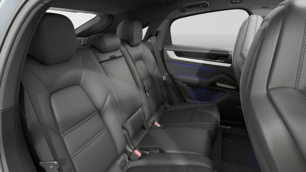 2026 Porsche 9Y0/9Y3 Cayenne Coupe - Image 13 of 14