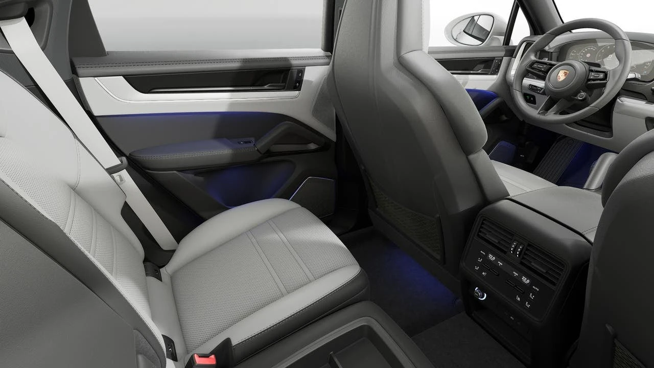 2026 Porsche 9Y0/9Y3 Cayenne Coupe - Image 14 of 14