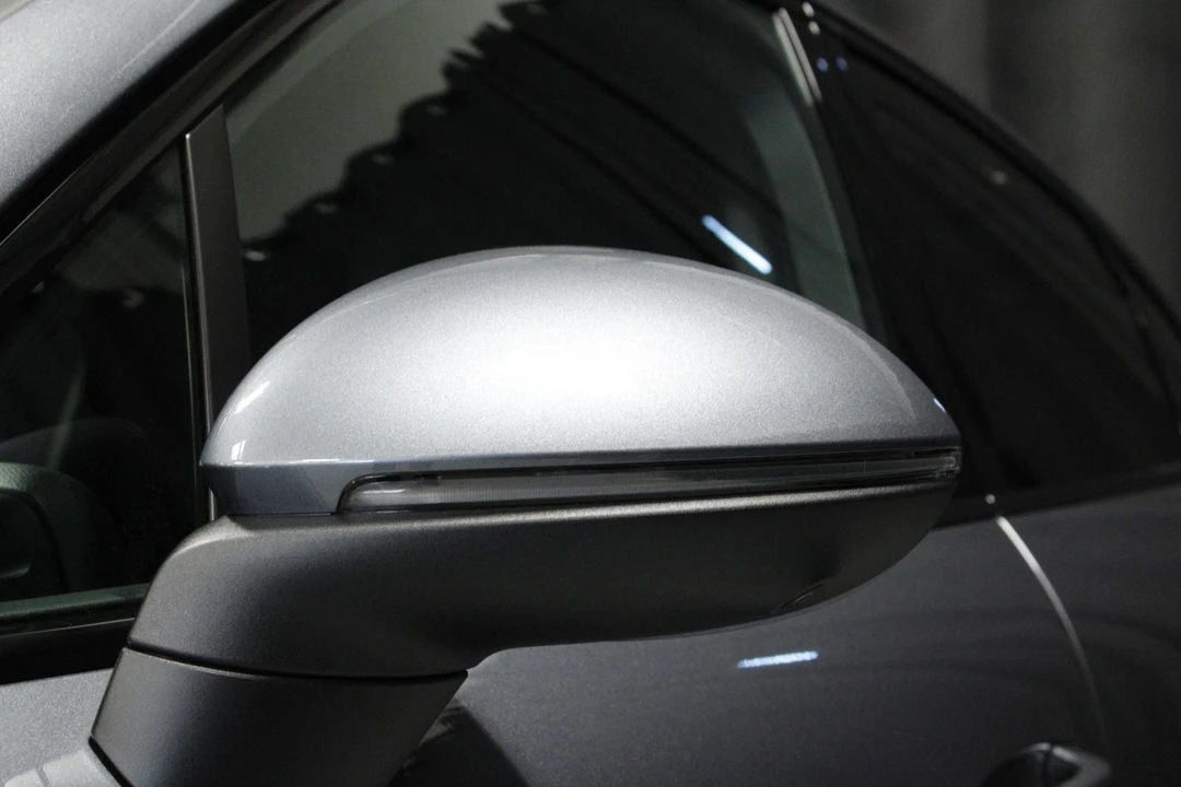 2026 Porsche 9Y0/9Y3 Cayenne Coupe - Image 14 of 31