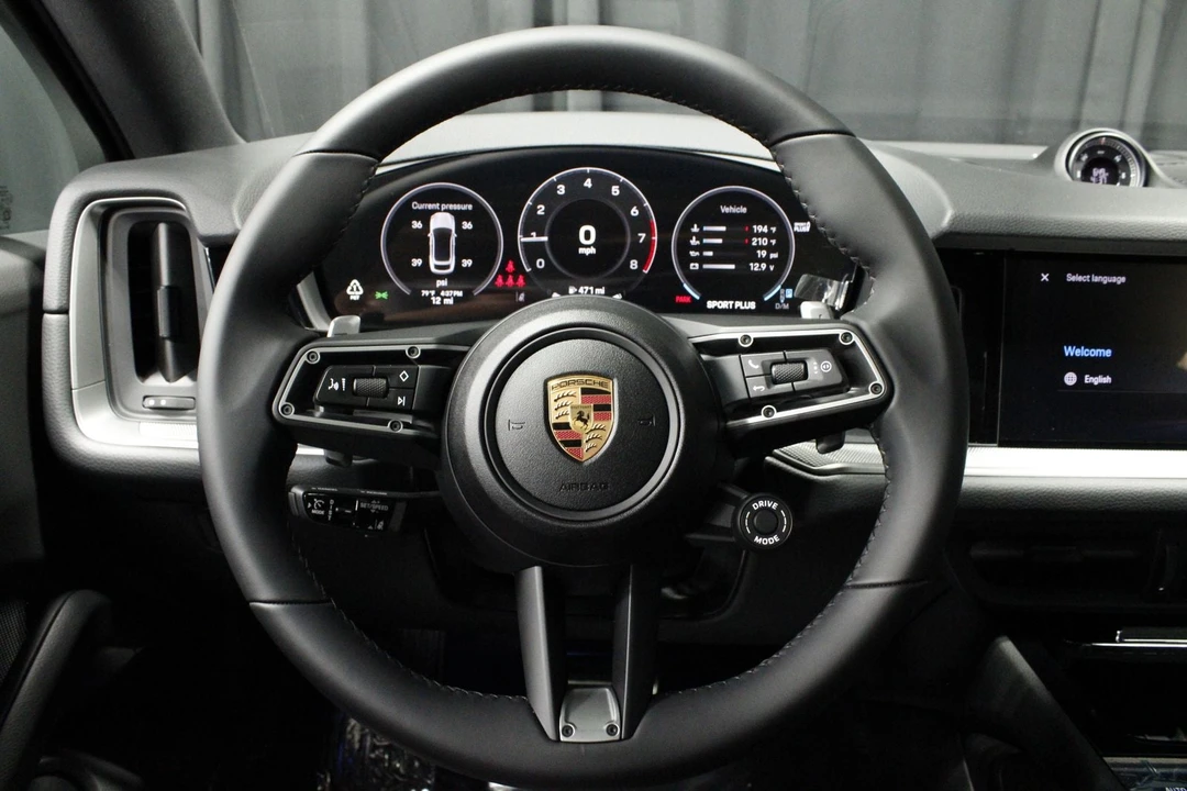 2026 Porsche 9Y0/9Y3 Cayenne Coupe - Image 22 of 31