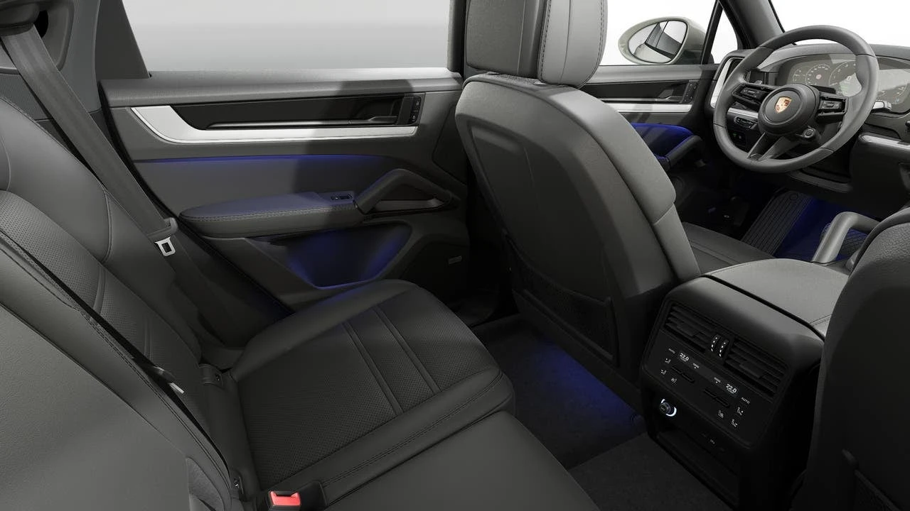 2026 Porsche 9Y0/9Y3 Cayenne Coupe - Image 14 of 14