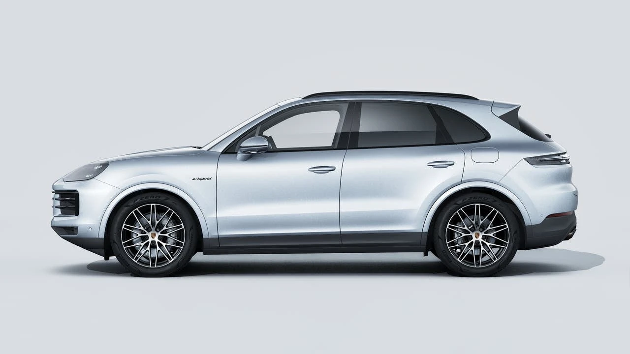 2026 Porsche 9Y0/9Y3 Cayenne - Image 2 of 14