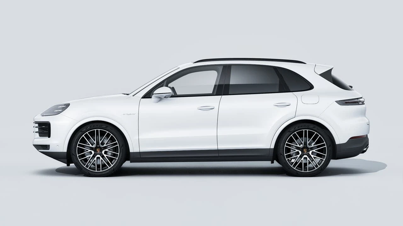 2026 Porsche 9Y0/9Y3 Cayenne - Image 2 of 14