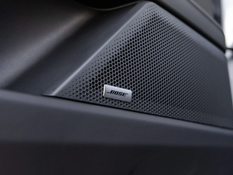 2026 Porsche 9Y0/9Y3 Cayenne - Image 27 of 31
