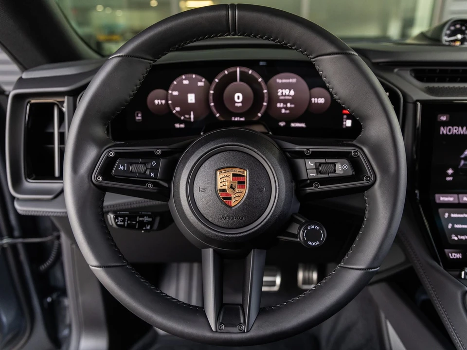 2026 Porsche 9Y0/9Y3 Cayenne - Image 31 of 31