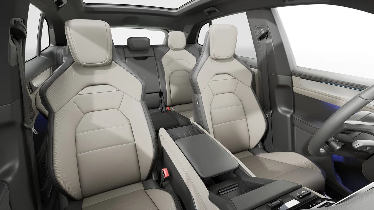 2026 Porsche Cayenne - Image 12 of 14