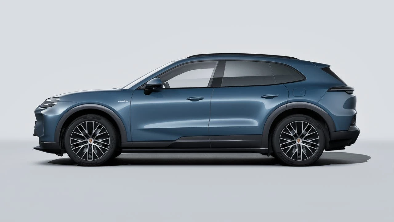 2026 Porsche 9Y0/9Y3 Cayenne - Image 2 of 14