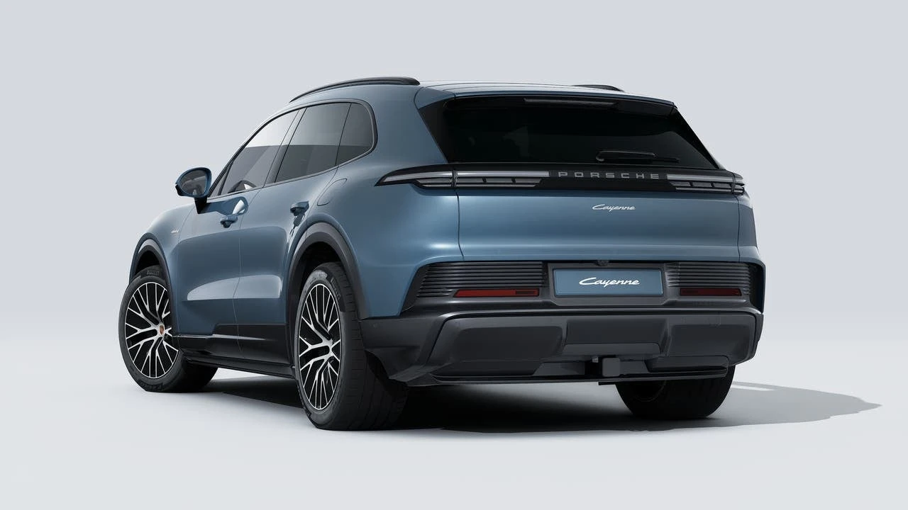 2026 Porsche 9Y0/9Y3 Cayenne - Image 3 of 14