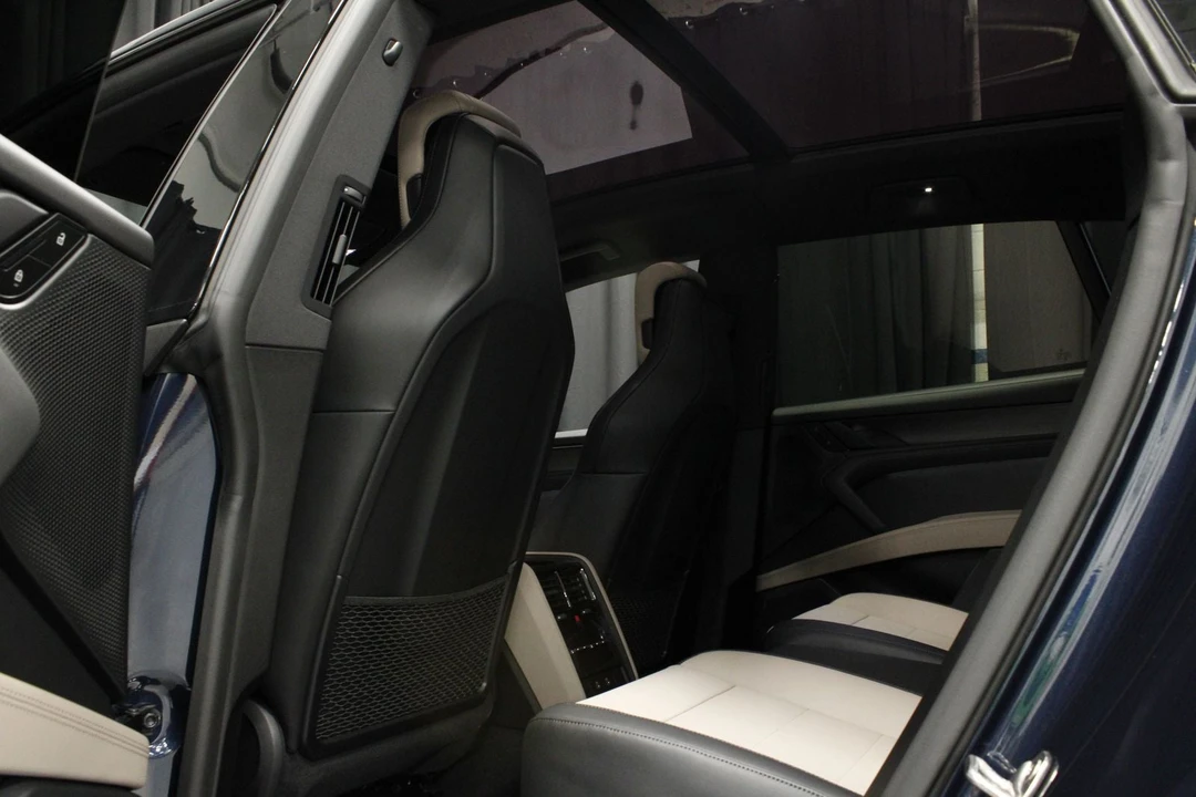2026 Porsche 9Y0/9Y3 Cayenne - Image 19 of 31