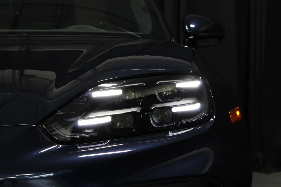 2026 Porsche 9Y0/9Y3 Cayenne - Image 21 of 31