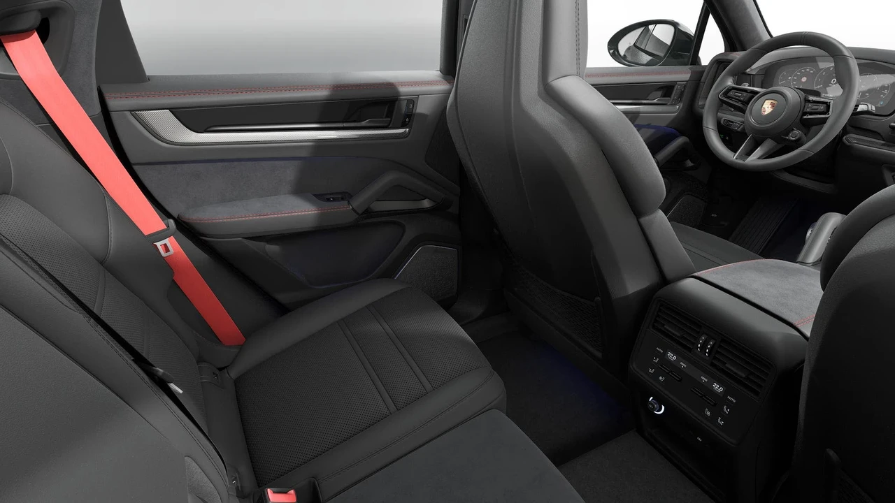 2026 Porsche 9Y0/9Y3 Cayenne GTS - Image 14 of 14