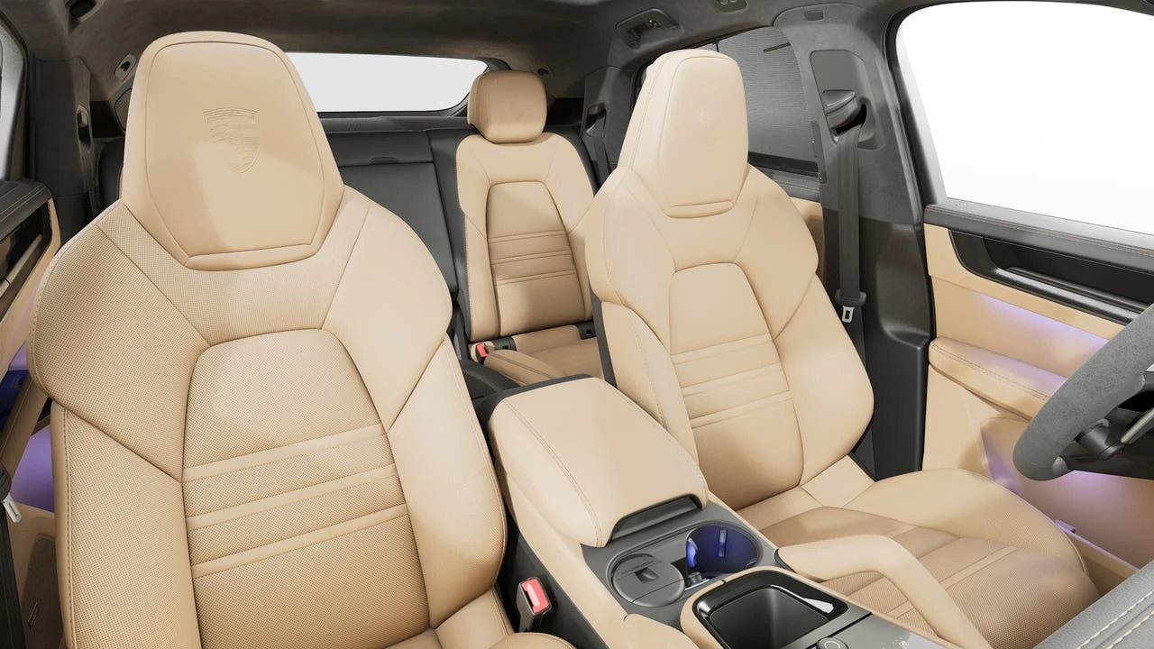 2026 Porsche 9Y0/9Y3 Cayenne GTS - Image 12 of 14
