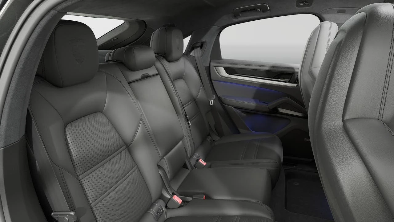 2026 Porsche 9Y0/9Y3 Cayenne GTS - Image 13 of 14