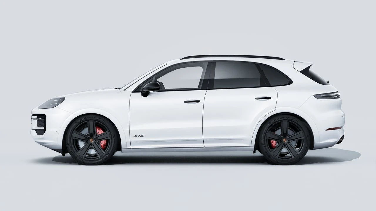 2026 Porsche 9Y0/9Y3 Cayenne GTS - Image 2 of 14