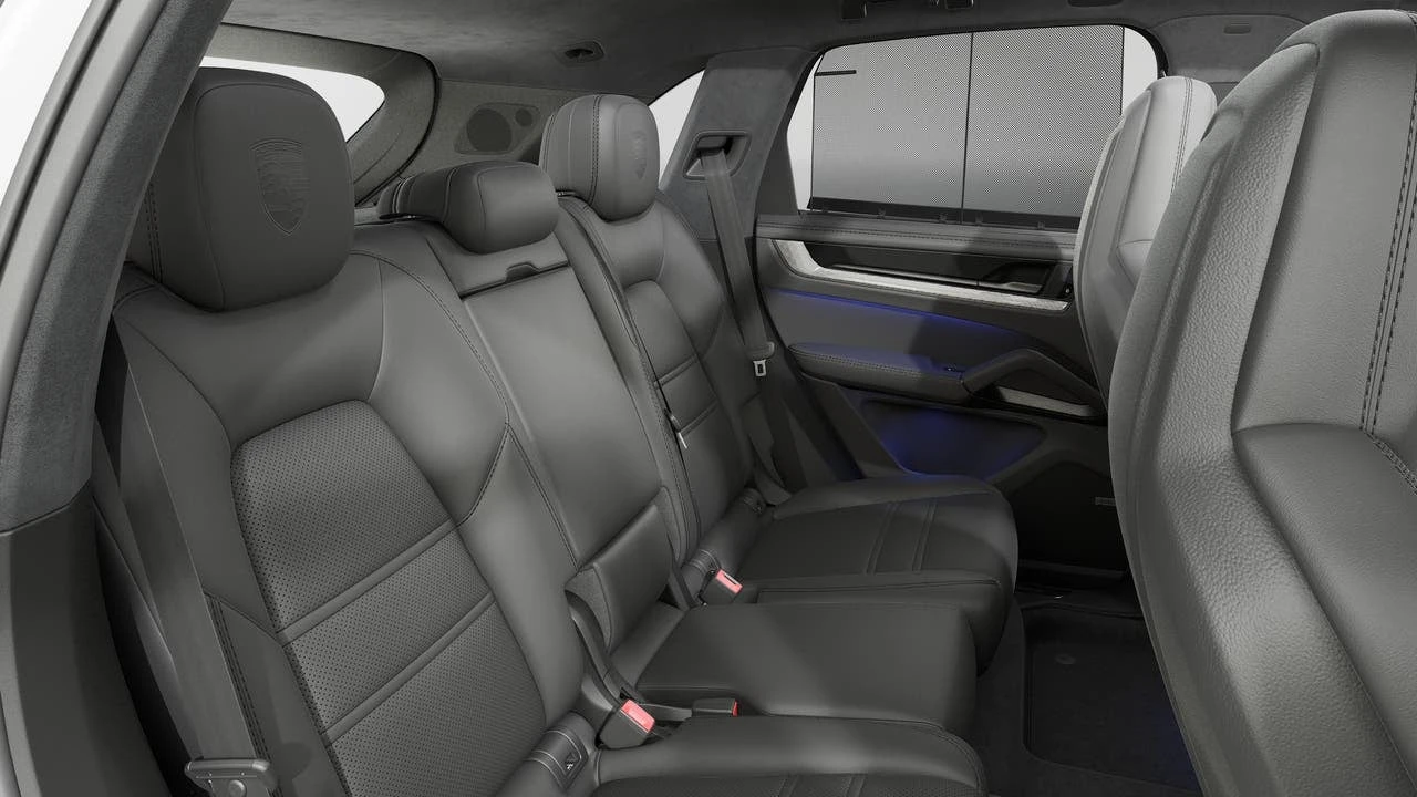 2026 Porsche 9Y0/9Y3 Cayenne GTS - Image 13 of 14