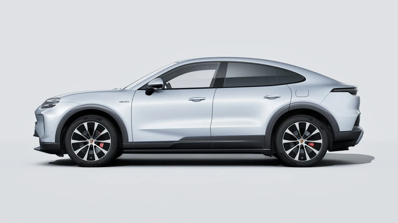 2026 Porsche 9Y0/9Y3 Cayenne Coupe - Image 2 of 13