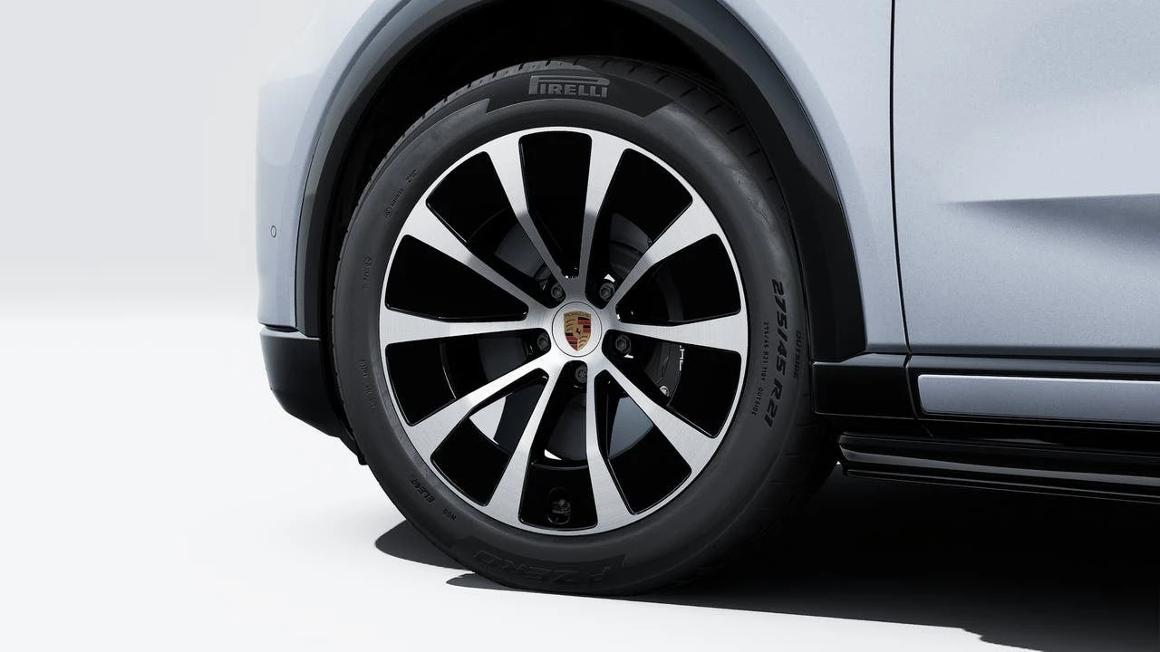 2026 Porsche 9Y0/9Y3 Cayenne Coupe - Image 10 of 14