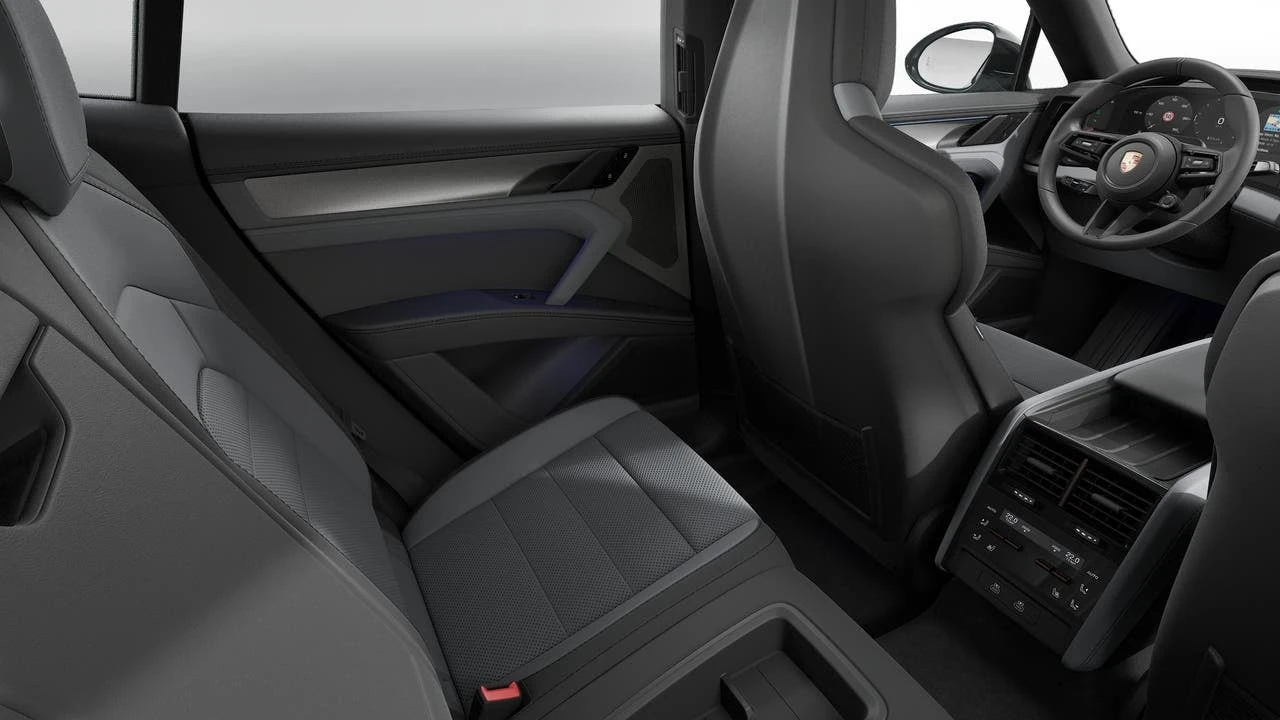2026 Porsche 9Y0/9Y3 Cayenne Coupe - Image 14 of 14